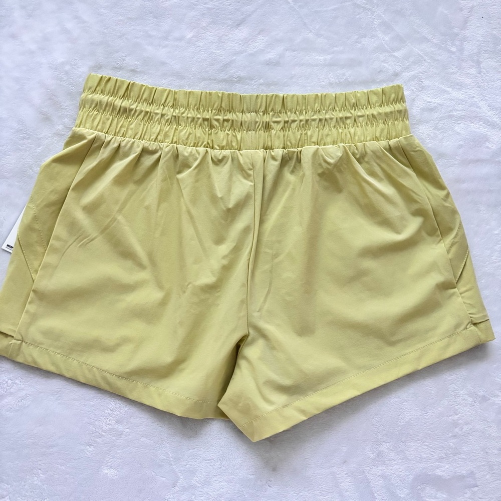 AVALANCHE Lime Green High Waisted Performance Shorts--NWT--M - Picture 11 of 15